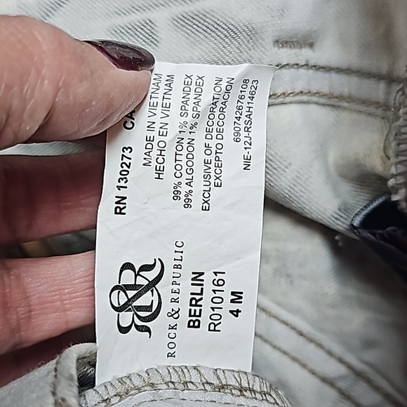 NWOT Rock and Republic Berlin Jeans Sz 4 - Picture 12 of 15